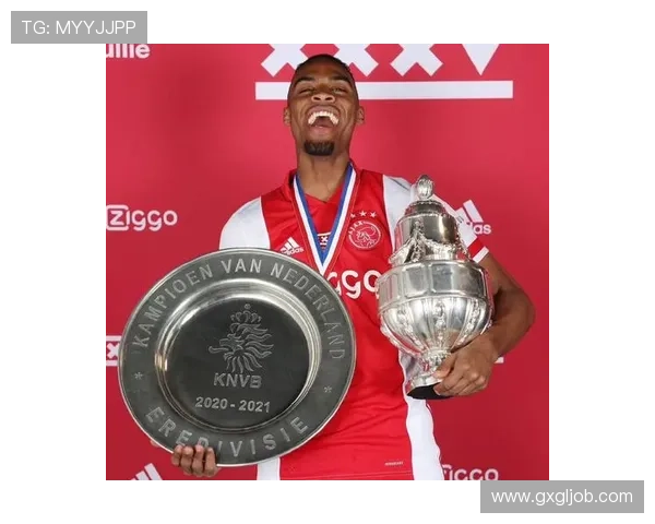 赫拉芬贝赫苦学齐达内技艺精髓